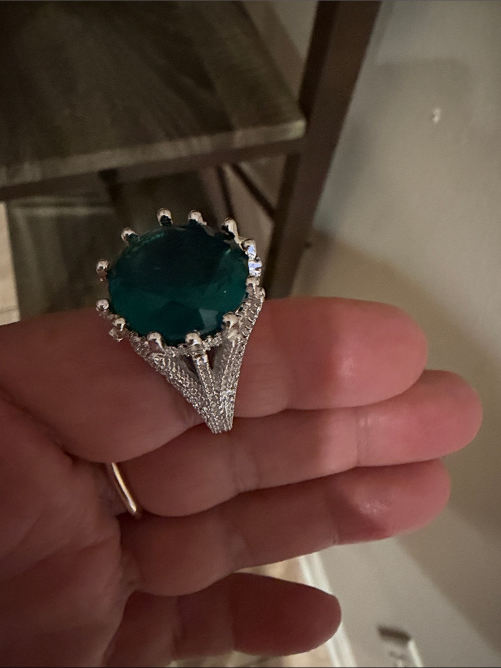 Silver-Tone Emerald Green Statement Ring - Women Jewelry